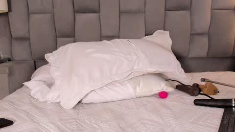 MelanyLuv online show from 12.08.24