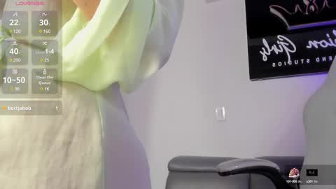 MelanyLuv online show from 02.20.25