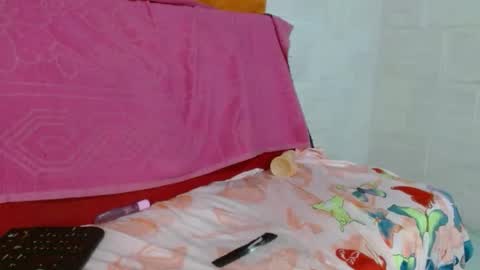 Snapshot of melany_1002 chatting on 09.22.25 melany online show from 09.22.25