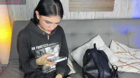 Melany online show from 10.04.25