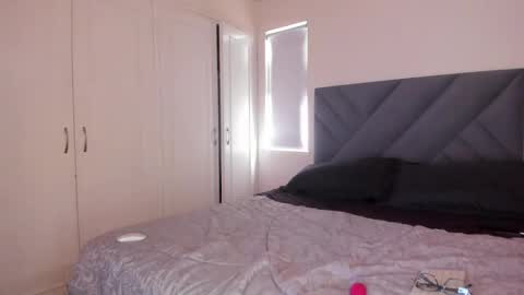 Melany online show from 11.29.25