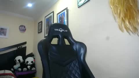 melany online show from 03.03.25