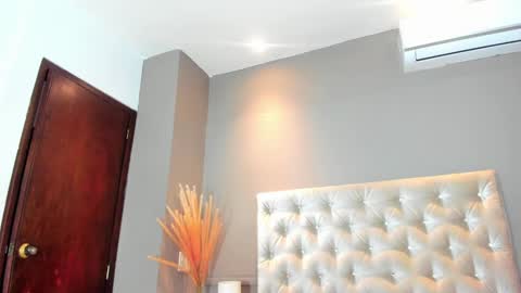 Snapshot of melanyshayk chatting on 12.09.24 Melany online show from 12.09.24