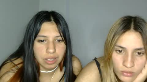 Snapshot of melatina chatting on 07.16.26 Valentina y Melissa online show from 07.16.26
