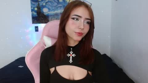 Snapshot of melhoneymoon chatting on 10.17.25 Mel online show from 10.17.25