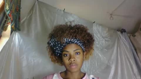 meliana98 online show from 10.16.25