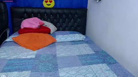 Snapshot of melika_sweet chatting on 05.11.26 eli online show from 05.11.26