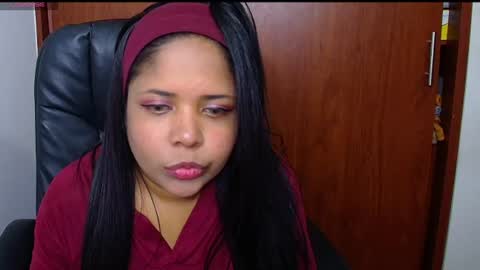 Snapshot of melika_sweet chatting on 07.18.26 eli online show from 07.18.26