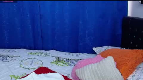 Snapshot of melika_sweet chatting on 07.19.26 eli online show from 07.19.26