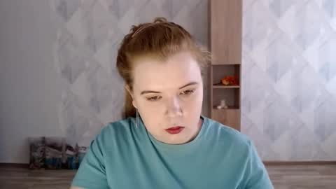 Snapshot of melina_beauty chatting on 11.02.25 Melina online show from 11.02.25