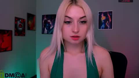 Snapshot of melisa_white1 chatting on 06.20.26 Melisa online show from 06.20.26
