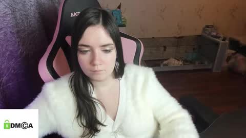 Snapshot of melisanilson chatting on 12.22.25 melisanilson online show from 12.22.25