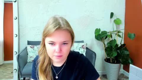 Sophia online show from 09.25.25
