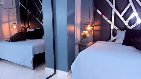 Snapshot of melissa_23_ chatting on 10.25.25 melissa_23_ online show from 10.25.25