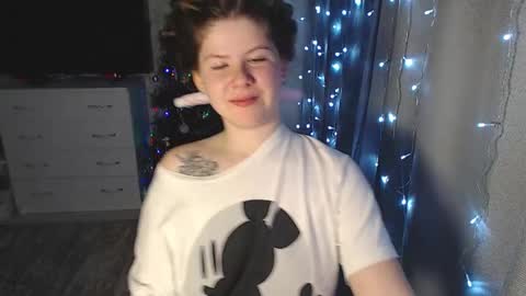 Snapshot of melissa__ray chatting on 12.30.24 Melissa  Ray online show from 12.30.24