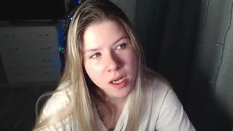 Snapshot of melissa__ray chatting on 01.09.25 Melissa  Ray online show from 01.09.25
