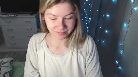 Snapshot of melissa__ray chatting on 01.13.25 Melissa  Ray online show from 01.13.25