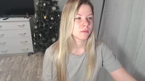 Snapshot of melissa__ray chatting on 01.23.25 Melissa  Ray online show from 01.23.25