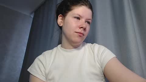 Snapshot of melissa__ray chatting on 03.01.25 Melissa  Ray online show from 03.01.25