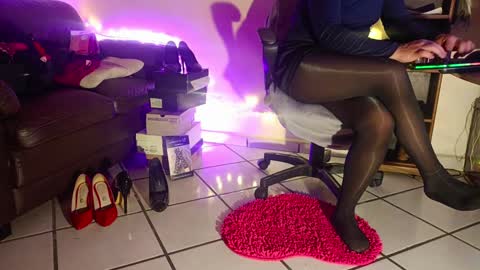 Snapshot of melissa_tv chatting on 02.03.25 melissa online show from 02.03.25