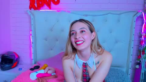 Snapshot of melissa_walker_ chatting on 03.02.25 Meli online show from 03.02.25