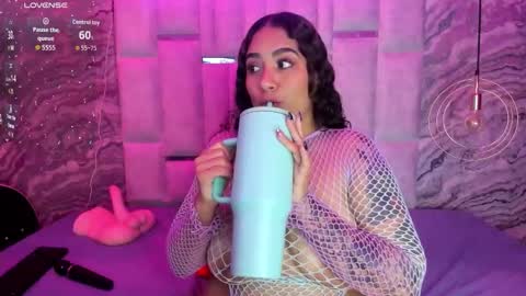 Snapshot of melissabloomm chatting on 11.11.25 melissabloomm online show from 11.11.25