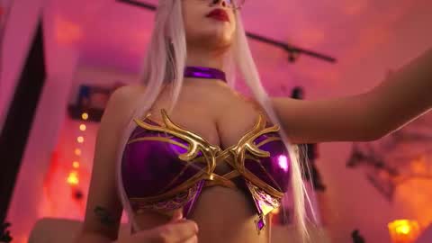 Snapshot of melissajones3 chatting on 10.31.25 melissajones3 online show from 10.31.25