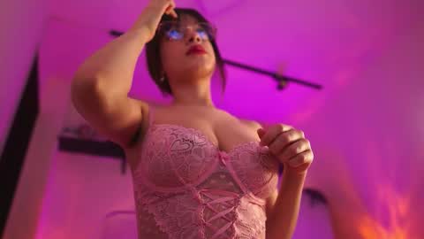 Snapshot of melissajones3 chatting on 11.25.25 melissajones3 online show from 11.25.25