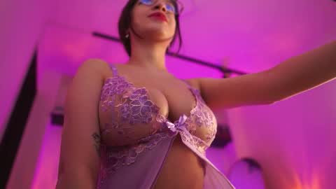 Snapshot of melissajones3 chatting on 11.26.25 melissajones3 online show from 11.26.25