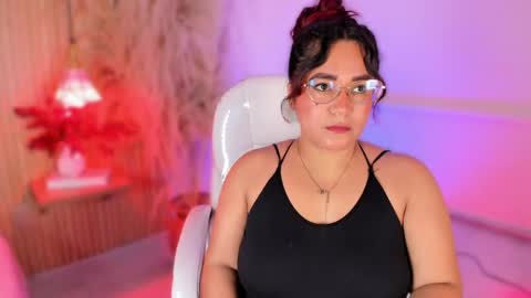 M E L I S S A  online show from 04.15.26