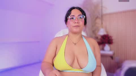M E L I S S A  online show from 06.25.26