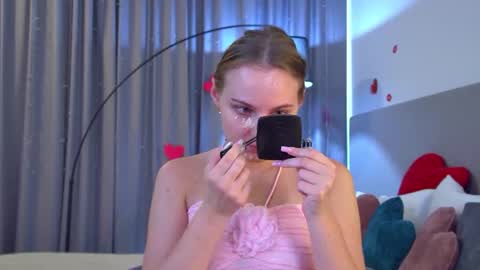 Snapshot of melissamelrey chatting on 07.19.26 MelissaBerry online show from 07.19.26