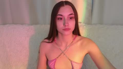 Snapshot of melissapristine chatting on 10.01.25 Mel online show from 10.01.25