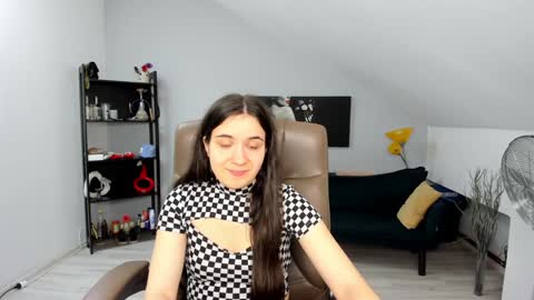 Snapshot of melissawiliam chatting on 01.28.25 melissawiliam online show from 01.28.25