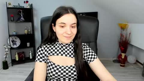 Snapshot of melissawiliam chatting on 03.06.25 melissawiliam online show from 03.06.25