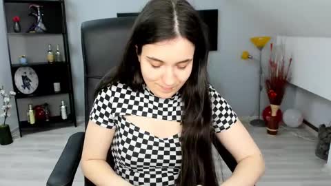 Snapshot of melissawiliam chatting on 03.10.25 melissawiliam online show from 03.10.25