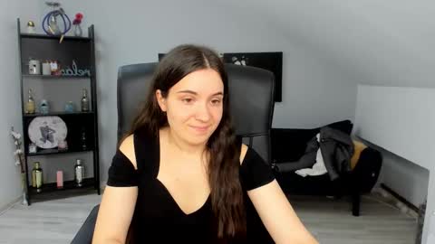 Snapshot of melissawiliam chatting on 10.08.25 melissawiliam online show from 10.08.25