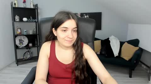 Snapshot of melissawiliam chatting on 11.24.25 melissawiliam online show from 11.24.25