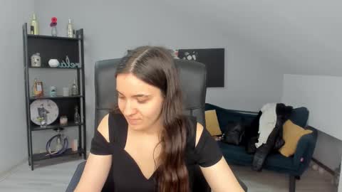 Snapshot of melissawiliam chatting on 12.03.25 melissawiliam online show from 12.03.25