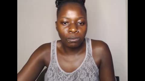 Snapshot of mellanin_pretty_ chatting on 12.24.24 . online show from 12.24.24