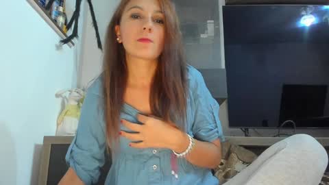 MellyMell  online show from 09.12.25