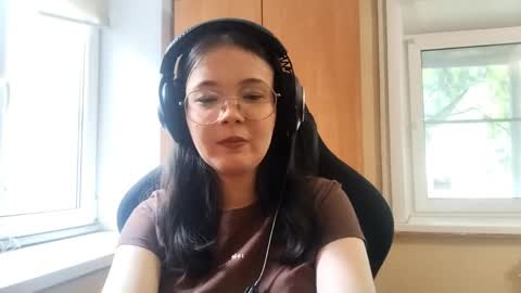 Snapshot of mellieyamazaki chatting on 05.30.26 mellieyamazaki online show from 05.30.26