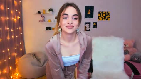 Snapshot of mellifluoustess chatting on 12.25.24 Tessa online show from 12.25.24