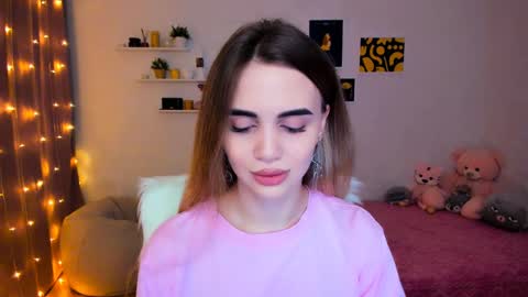 Snapshot of mellifluoustess chatting on 01.29.25 Tessa online show from 01.29.25