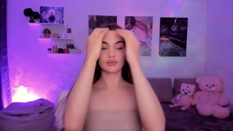 Snapshot of mellifluoustess chatting on 01.09.26 Tessa online show from 01.09.26