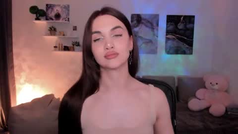 Tessa online show from 05.10.26
