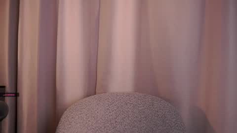 Lia online show from 04.21.26