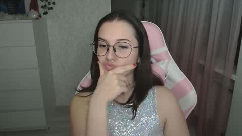 Snapshot of mellonmayre chatting on 01.10.26 mellonmayre online show from 01.10.26