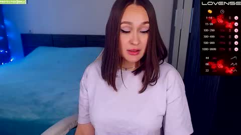 Snapshot of mellovell chatting on 09.17.25 Mel online show from 09.17.25