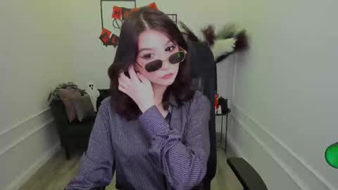 mellsawertyq online show from 10.31.25